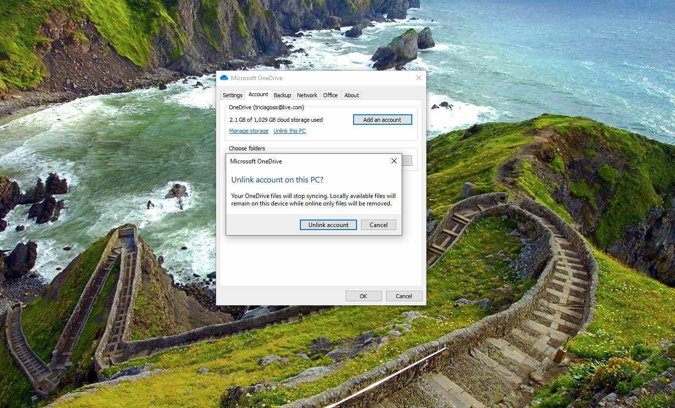 Снимок экрана: сообщение об отмене связи в диалоговом окне OneDrive