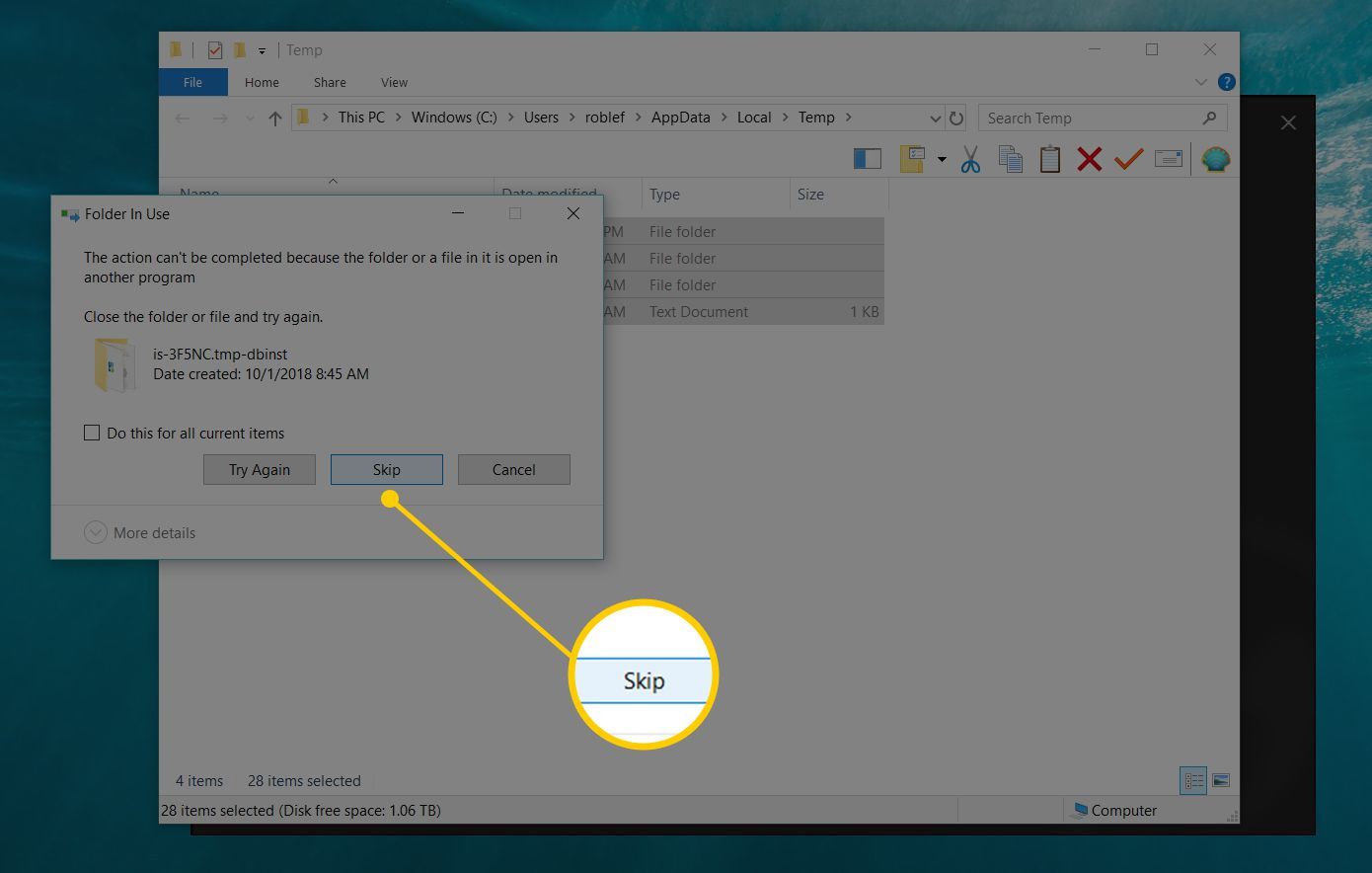 Снимок экрана, показывающий кнопку Пропустить при удалении временных файлов в Windows 10