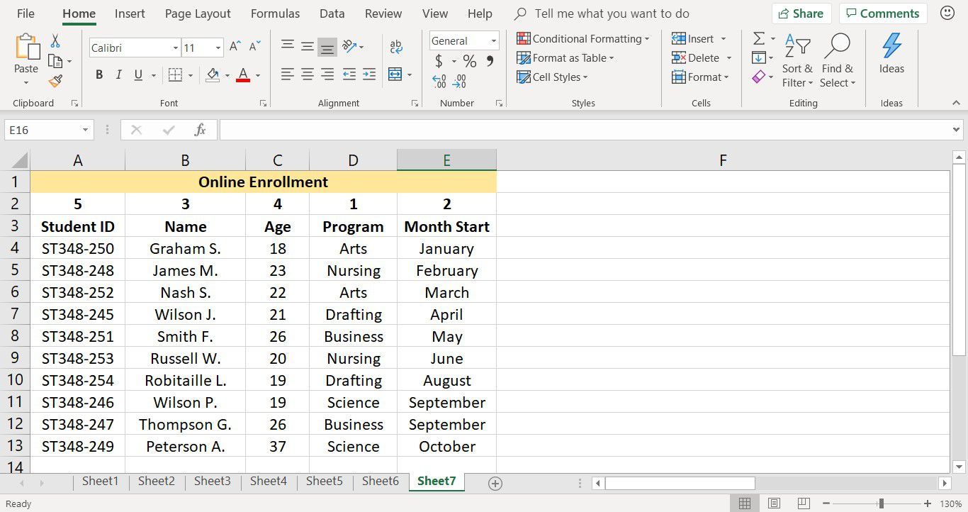 Снимок экрана, показывающий, как использовать сортировку для перестановки столбцов в Excel