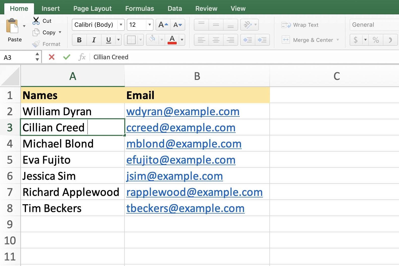 Снимок экрана, показывающий Excel в редактировании больше с точкой вставки