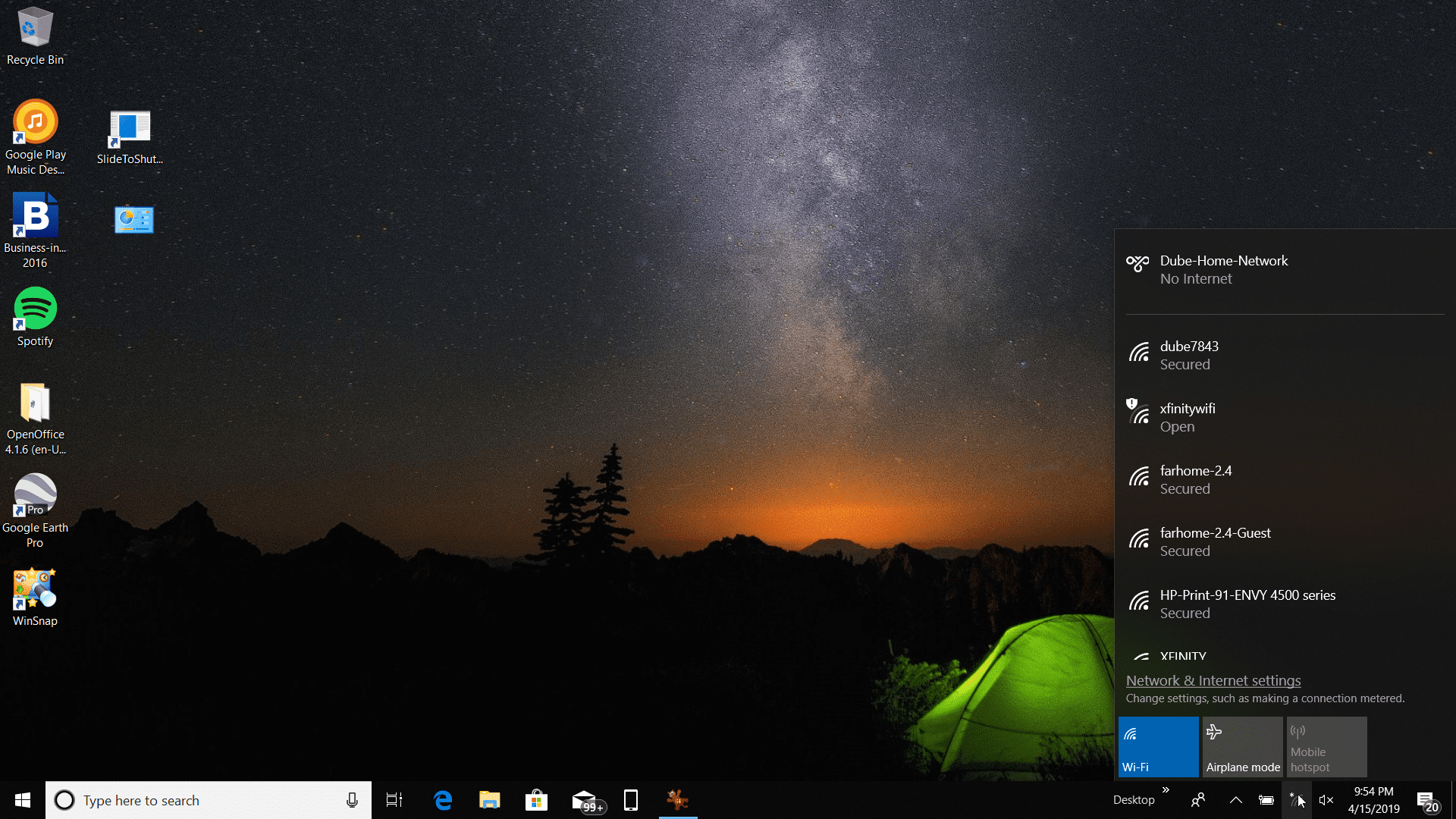 Скриншот доступных беспроводных сетей в Windows 10