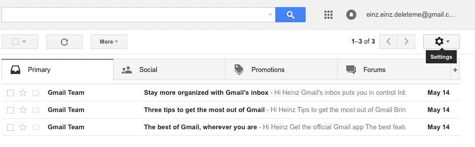 Нажмите на кнопку Настройки (⚙) в своем Gmail.'s navigation bar.