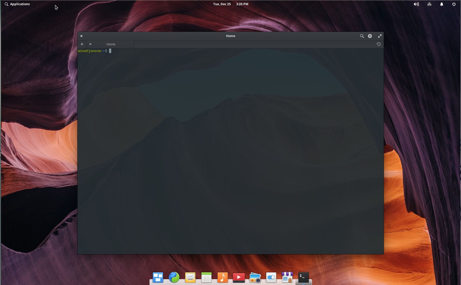 Снимок экрана: окно терминала Linux.