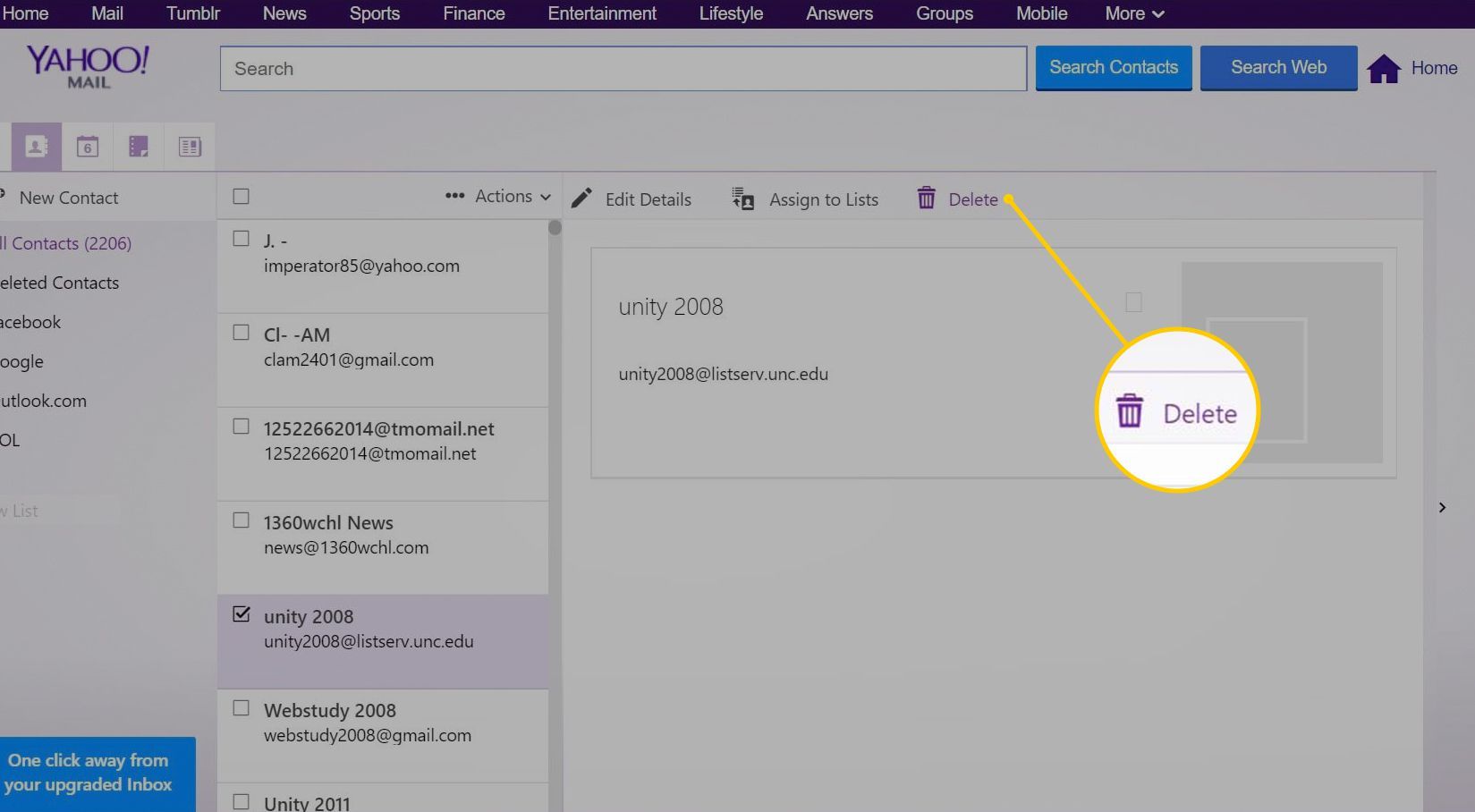 Значок «Удалить» в представлении «Контакты» в Почте Yahoo
