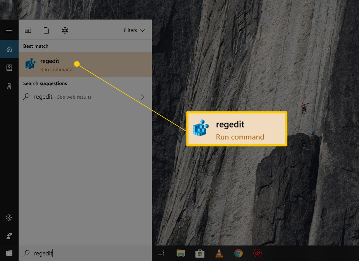 команда regedit в меню «Пуск» Windows 10
