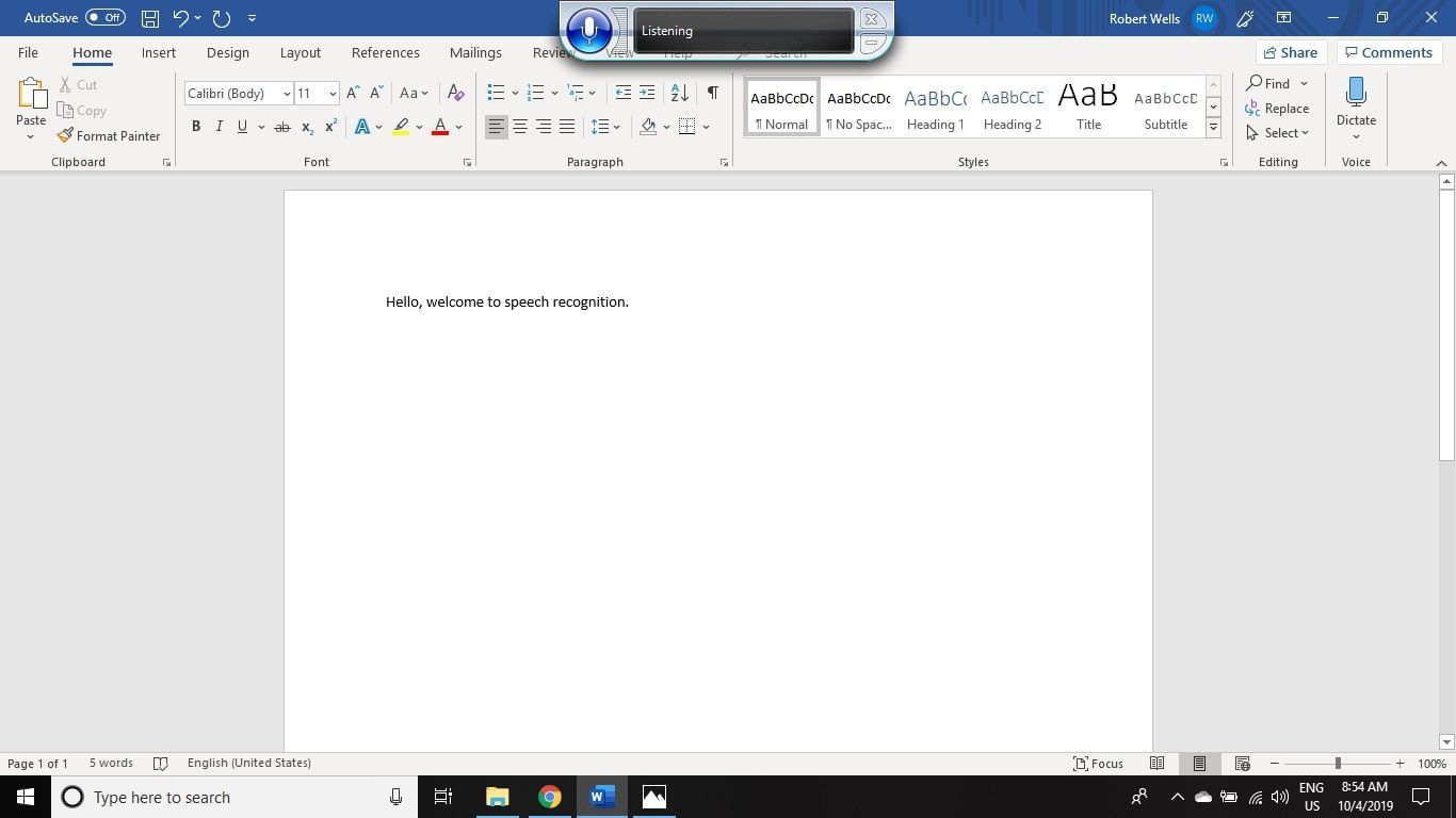 Использование распознавания речи, когда вы находитесь в документе Microsoft Word, добавит ваши слова на страницу.