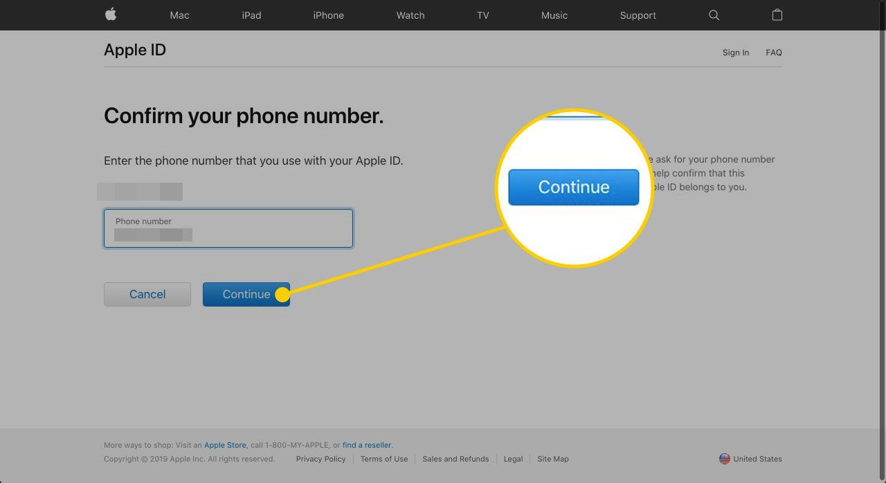 Проверка номера телефона на сайте восстановления Apple ID с выделенной кнопкой «Продолжить»