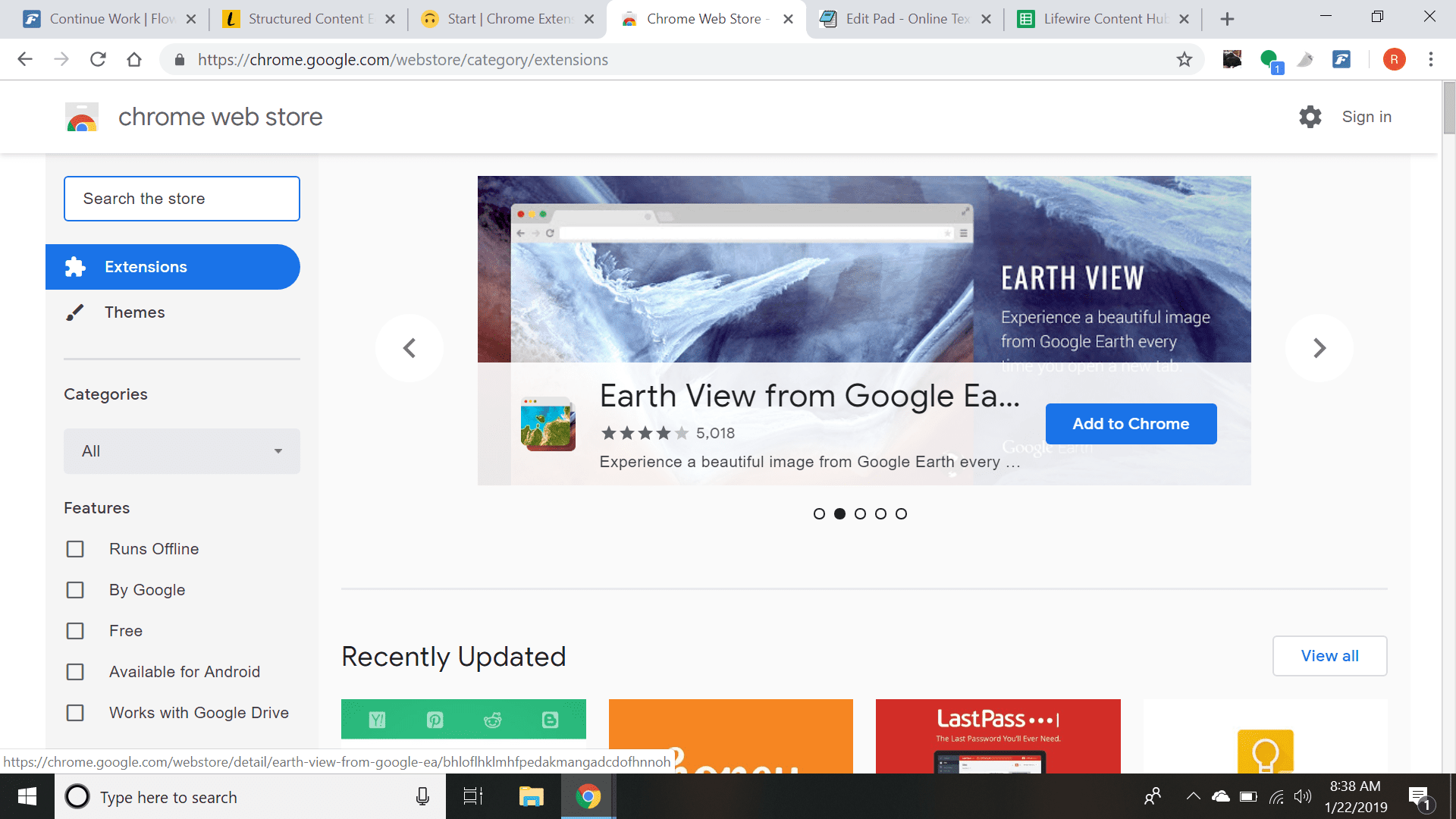 Посетите Интернет-магазин Chrome, чтобы найти расширение, которое вы хотите установить.
