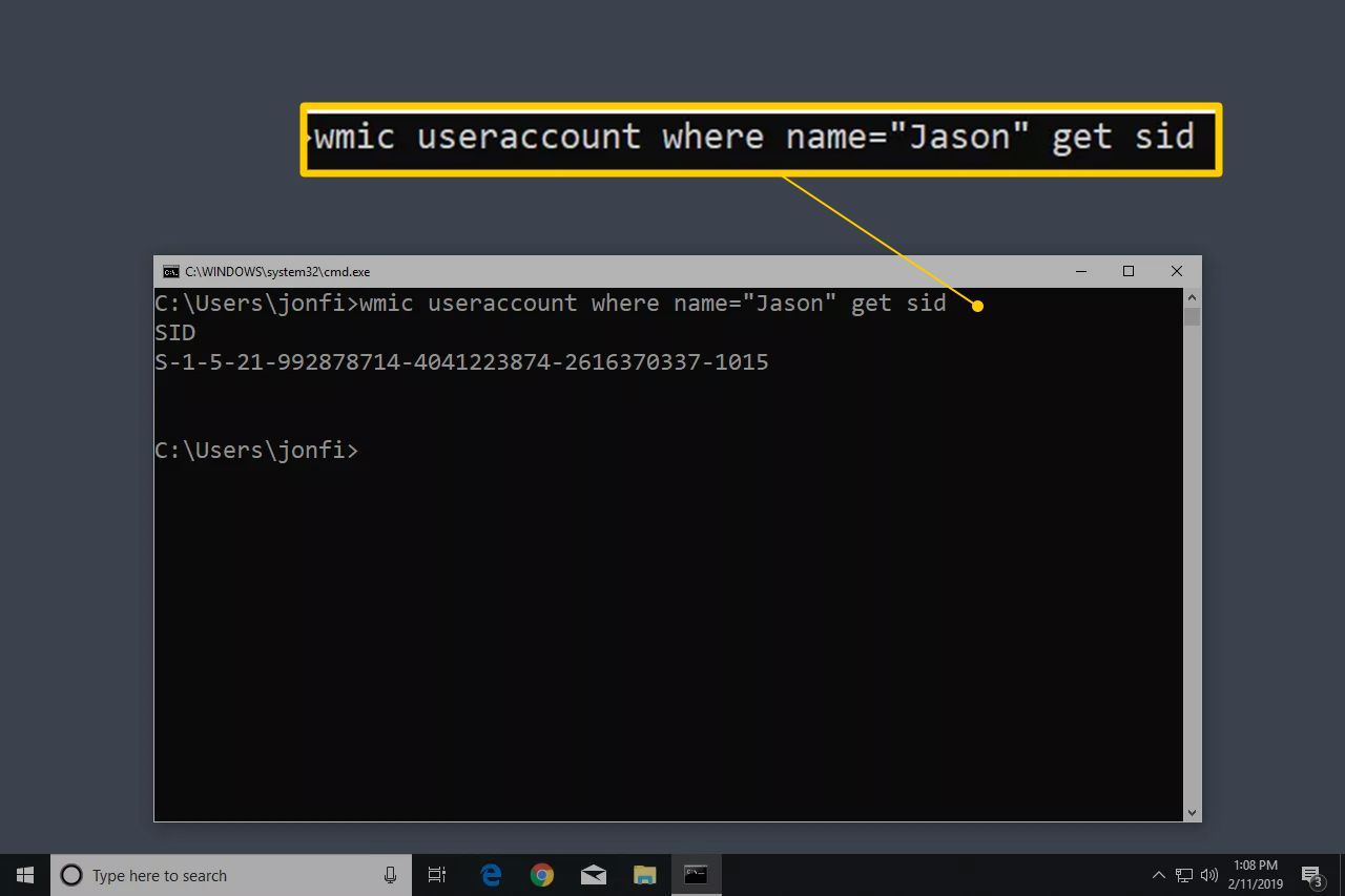 wmic useraccount, где имя команды в Windows 10