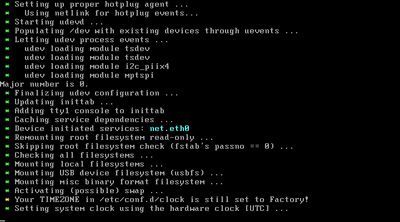 Снимок экрана начального экрана входа в систему Linux / PC