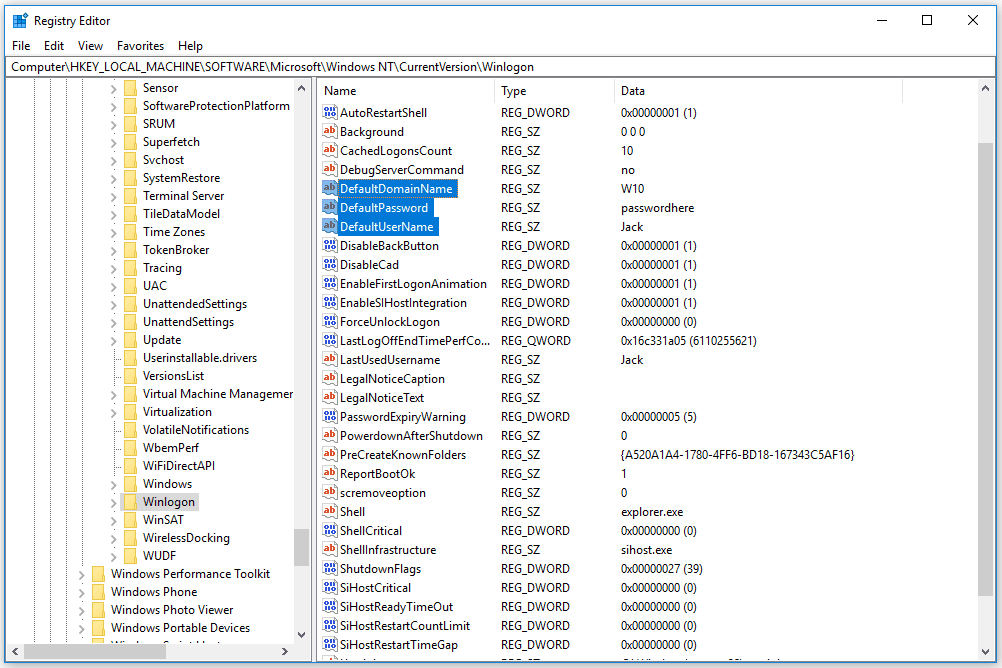 Снимок экрана реестра Windows 10 с выделенными значениями DefaultDomainName, DefaultUserName и DefaultPassword