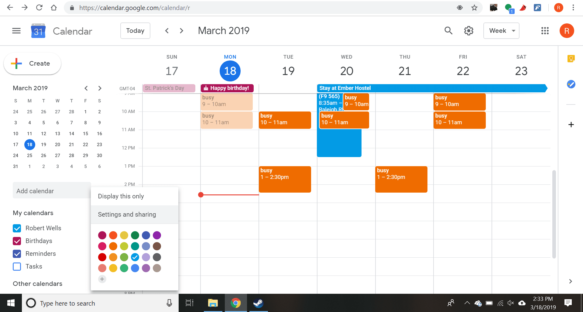 В разделе «Мои календари» в левой части страницы выберите три вертикальные точки рядом с календарем, который вы хотите скопировать, и выберите «Настройки и обмен».