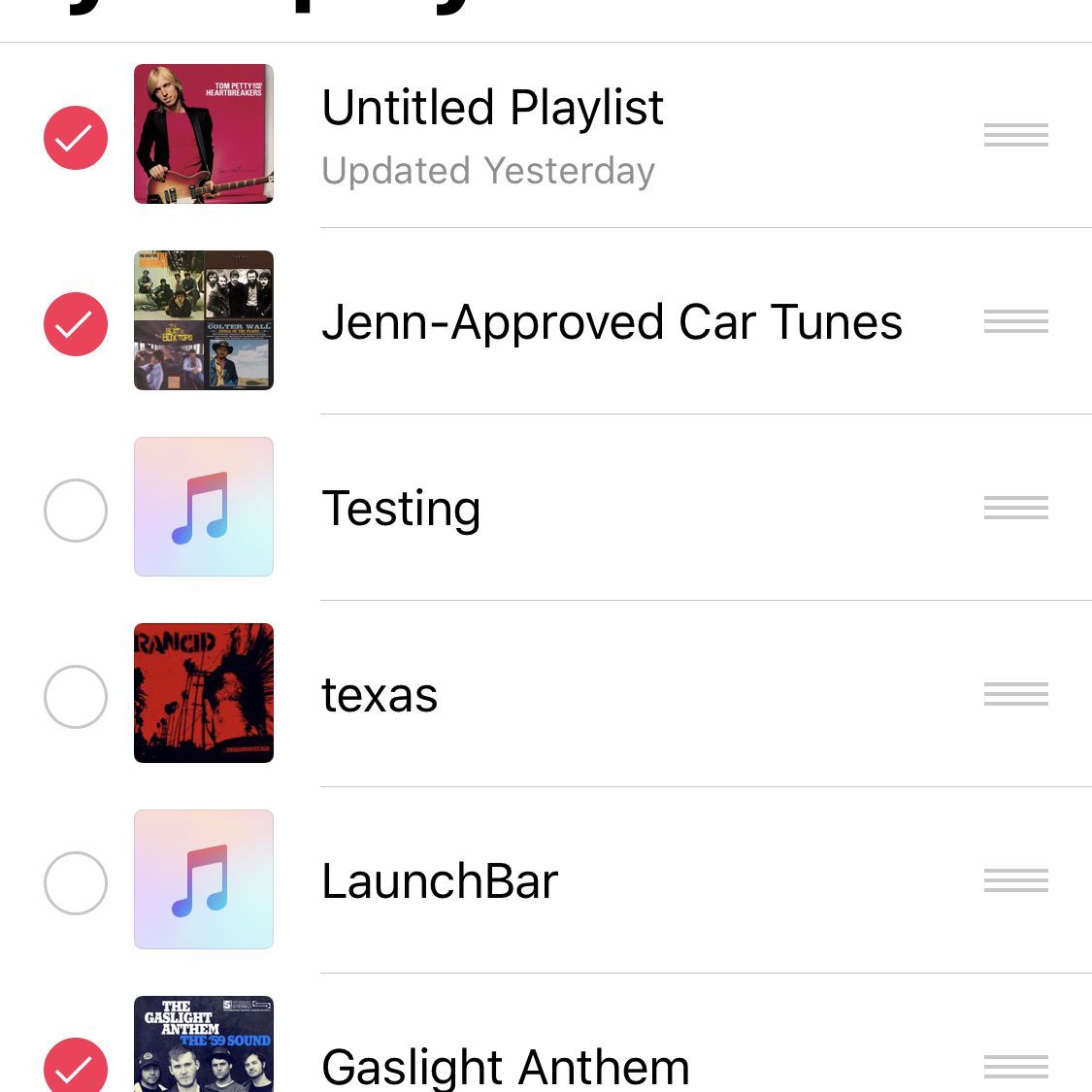 Снимок экрана совместного использования плейлиста в Apple Music на iPhone
