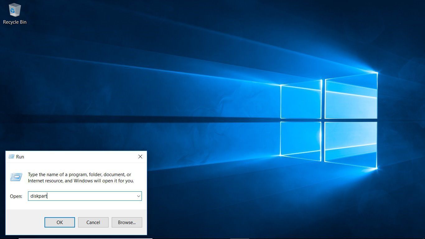 Снимок экрана, показывающий, как открыть раздел диска для снятия защиты от записи с USB