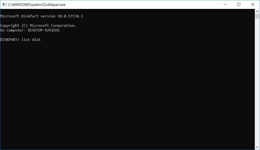 Снимок экрана, показывающий, как найти защищенную от записи флешку в diskpart на Windows 10