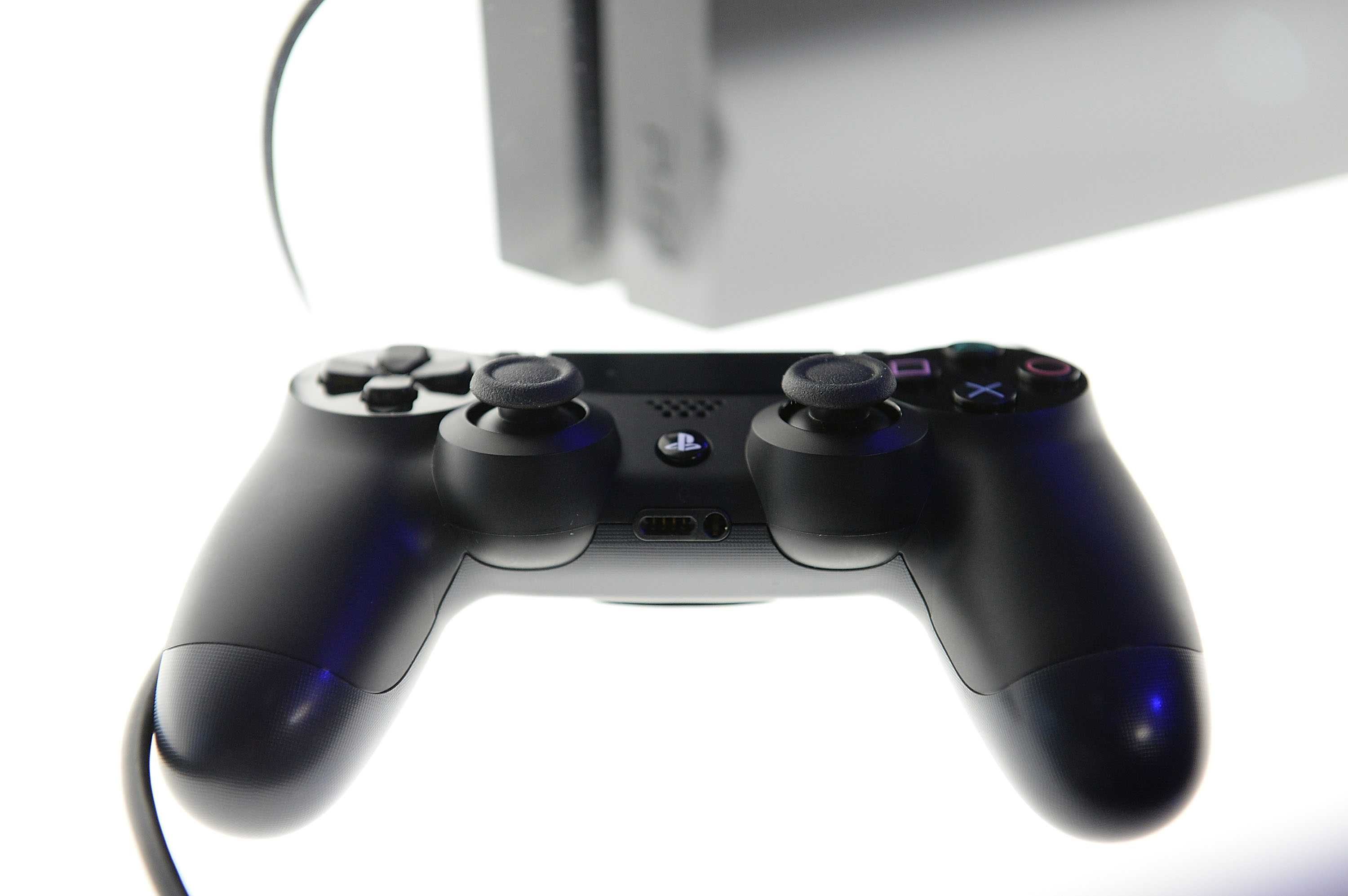 Контроллер PlayStation 4