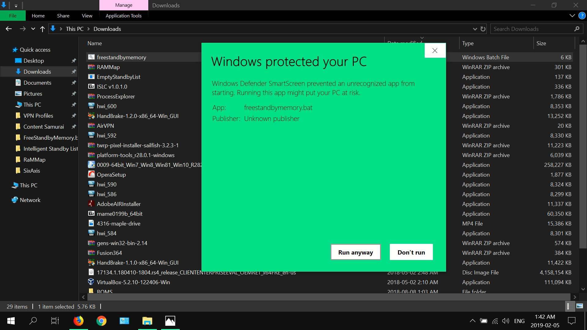 Снимок экрана, показывающий дополнительные параметры для диалогового окна предупреждения Защитника Windows.