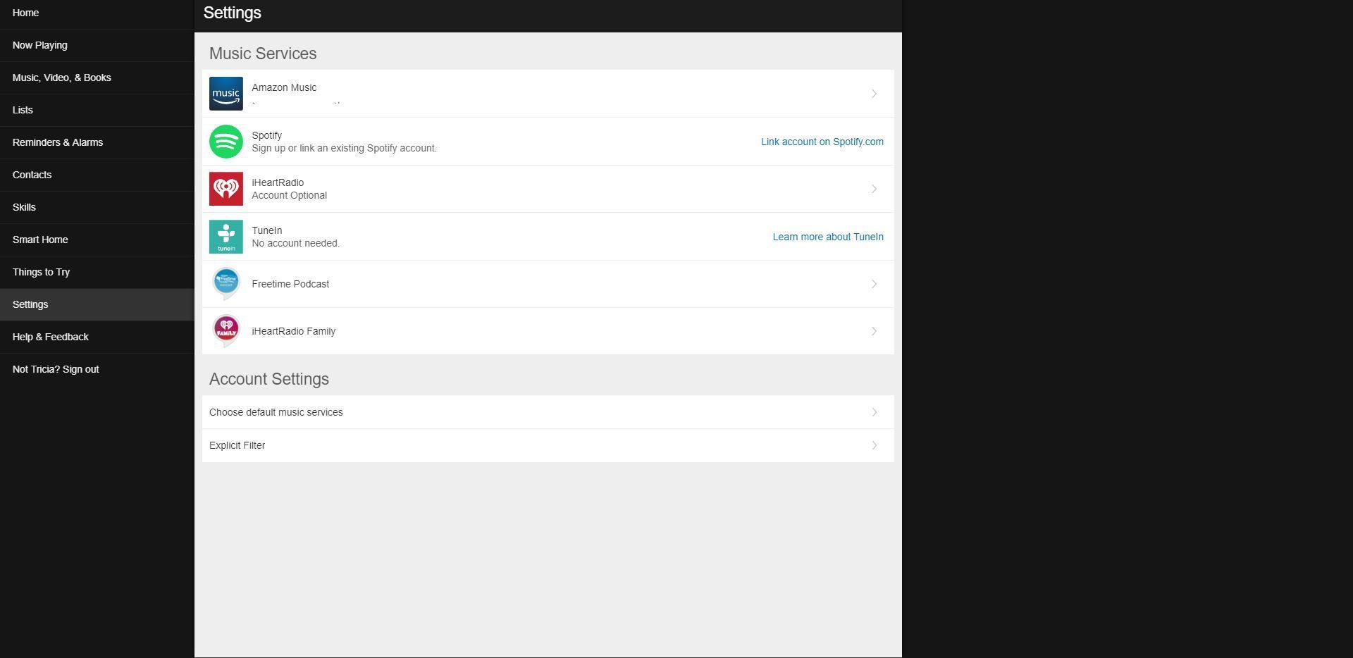 Снимок экрана музыкальных сервисов, доступных в приложении Alexa